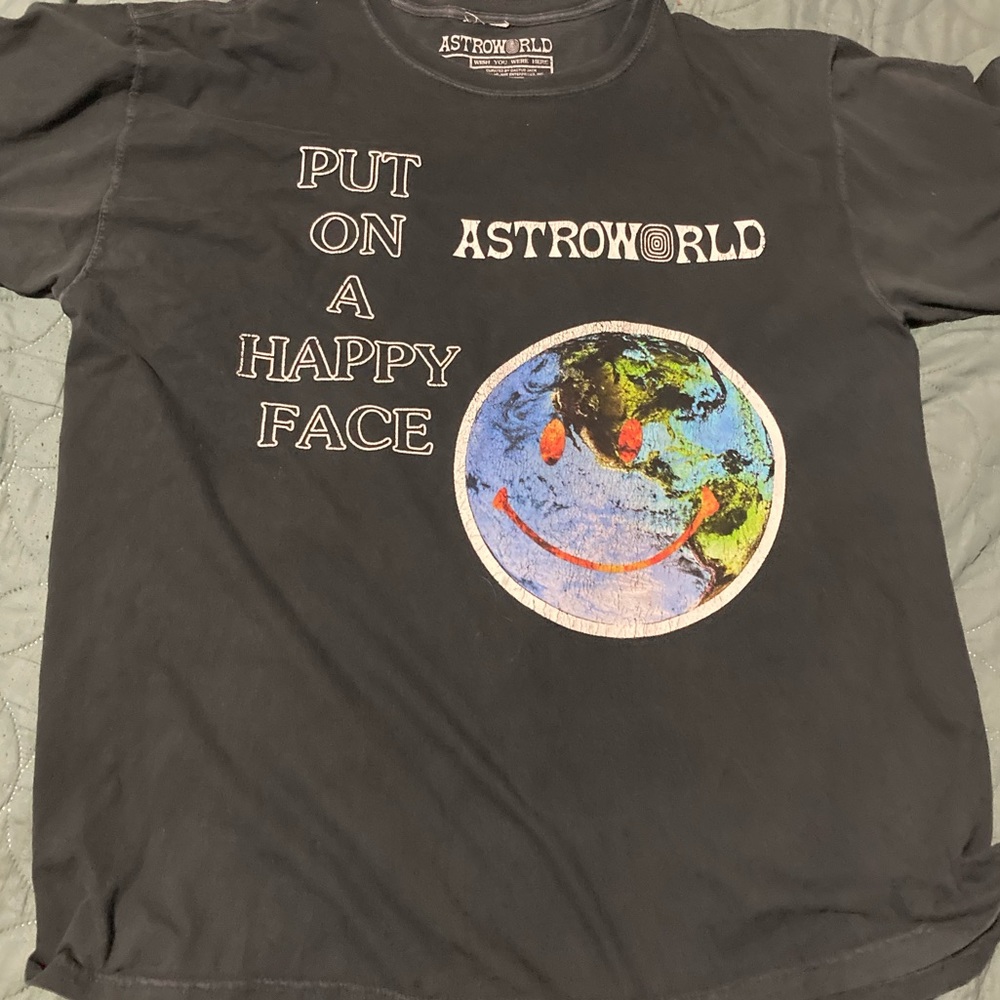 Travis Scott “put on a happy face” t shirt XL
